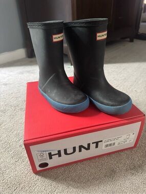 Hunter Kids Navy Rain Boots